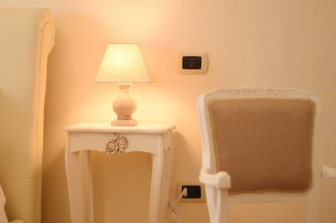 B&B Bonnes Suites Neapol Exteriér fotografie